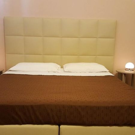 B&B Feliceパレルモ エクステリア 写真