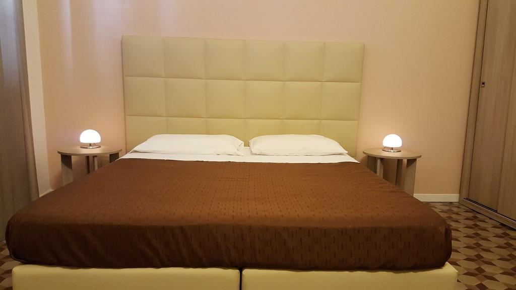 B&B Feliceパレルモ エクステリア 写真